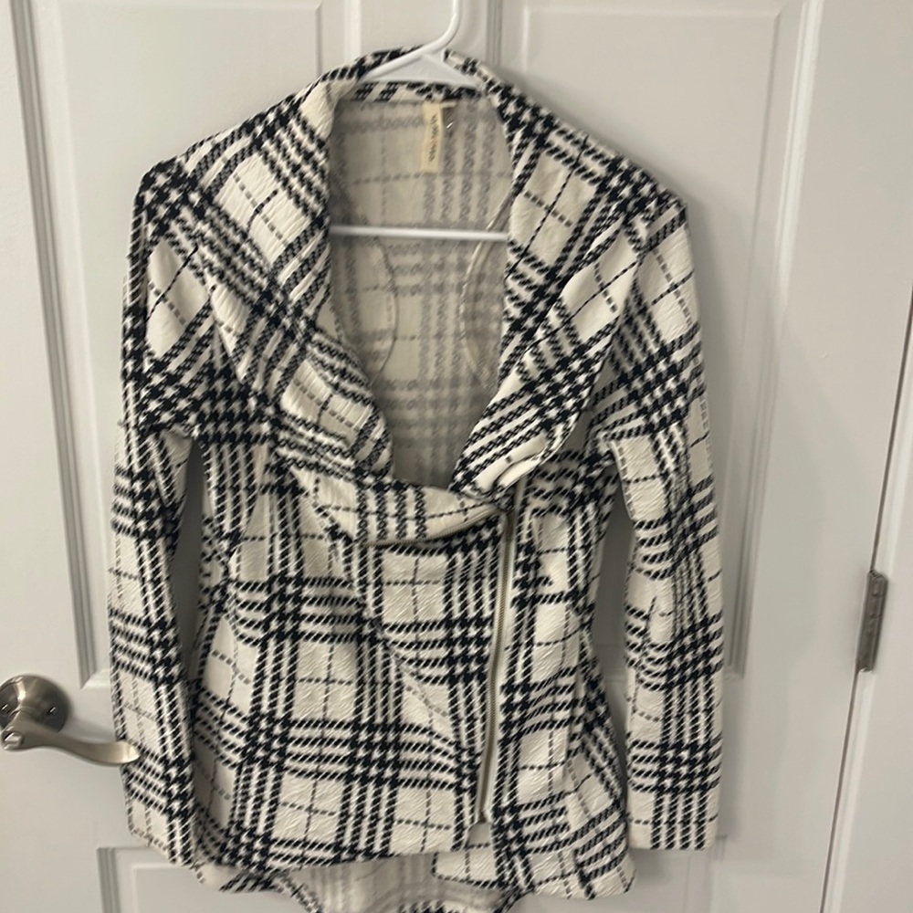 Side zip blazer jacket